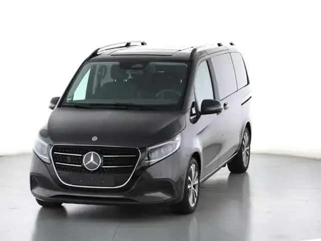 Mercedes-Benz V 220