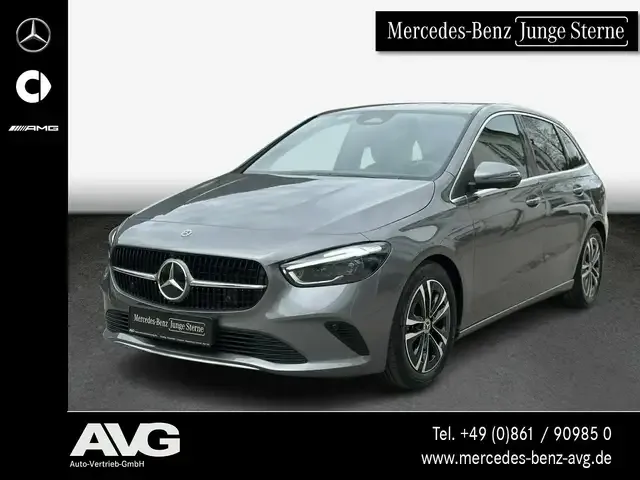 Mercedes-Benz B 220