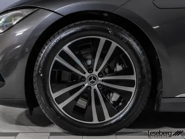 Mercedes-Benz EQE 350