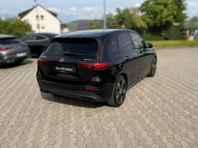 Mercedes-Benz B 250