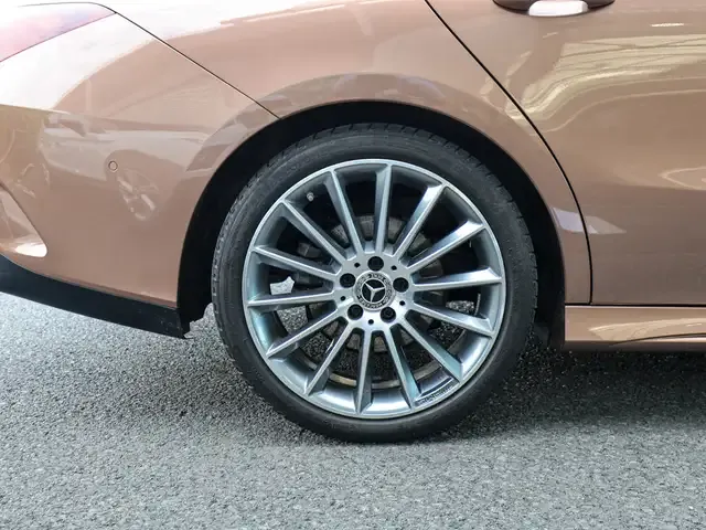 Mercedes-Benz CLA 200