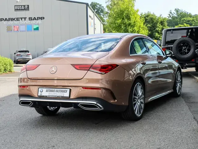 Mercedes-Benz CLA 200