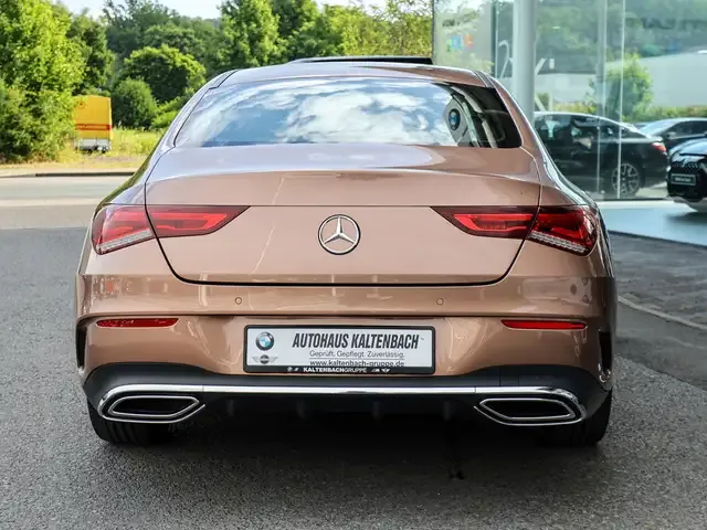 Mercedes-Benz CLA 200