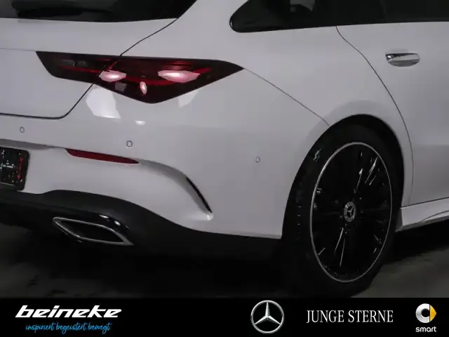 Mercedes-Benz CLA 200