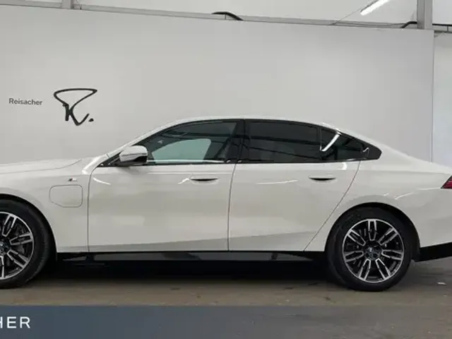 BMW 550