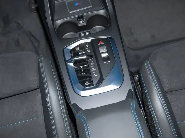 BMW 235