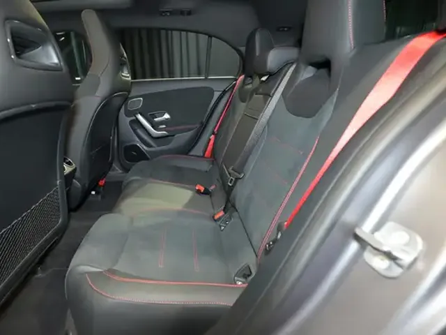 Mercedes-Benz A 35 AMG