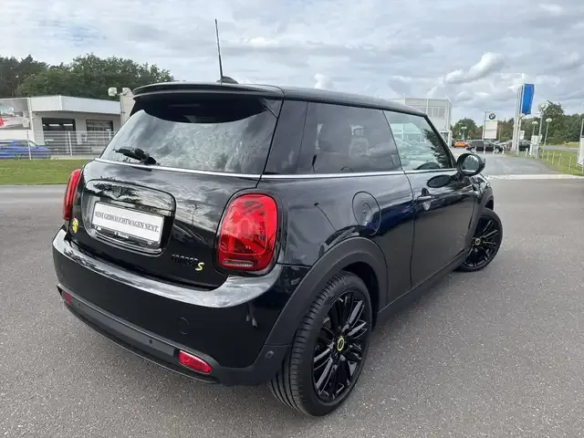 MINI Cooper SE