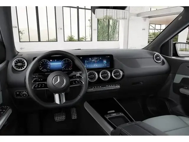 Mercedes-Benz B 220