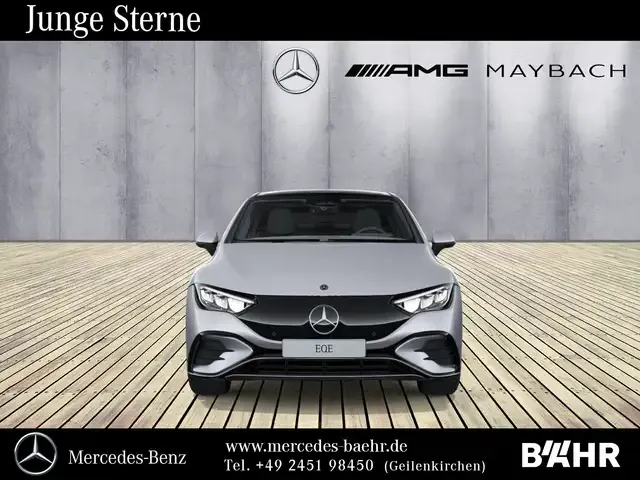 Mercedes-Benz EQE 300