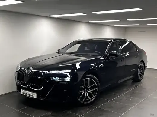 BMW 760