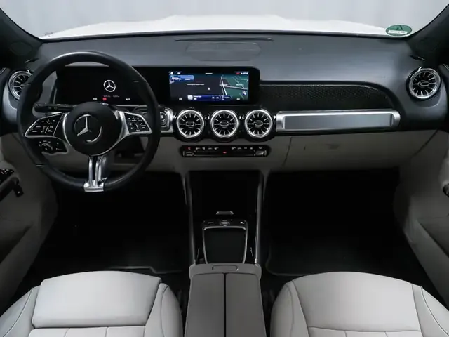 Mercedes-Benz EQB 300