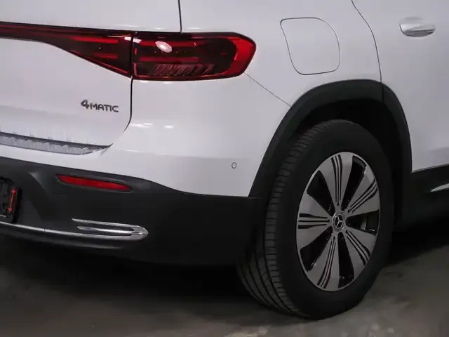Mercedes-Benz EQB 300