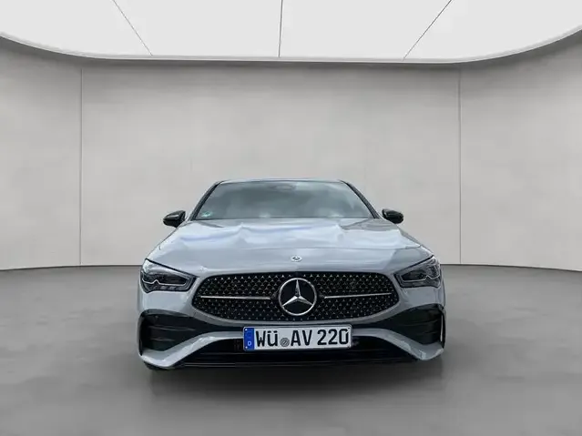Mercedes-Benz CLA 220