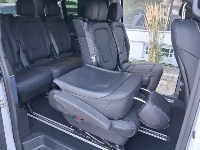 Mercedes-Benz EQV 300