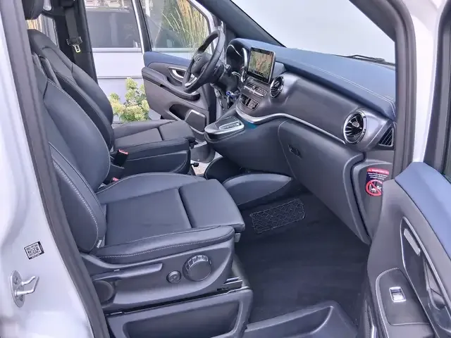 Mercedes-Benz EQV 300