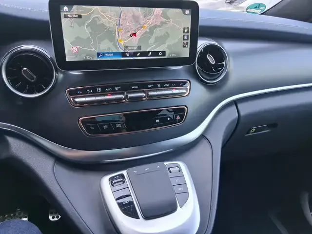 Mercedes-Benz EQV 300
