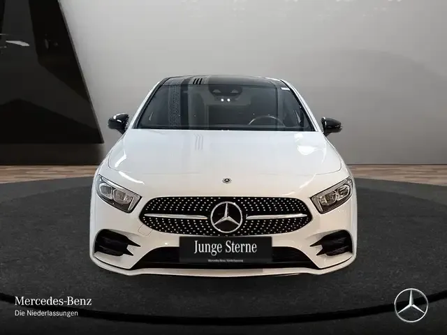 Mercedes-Benz A 220