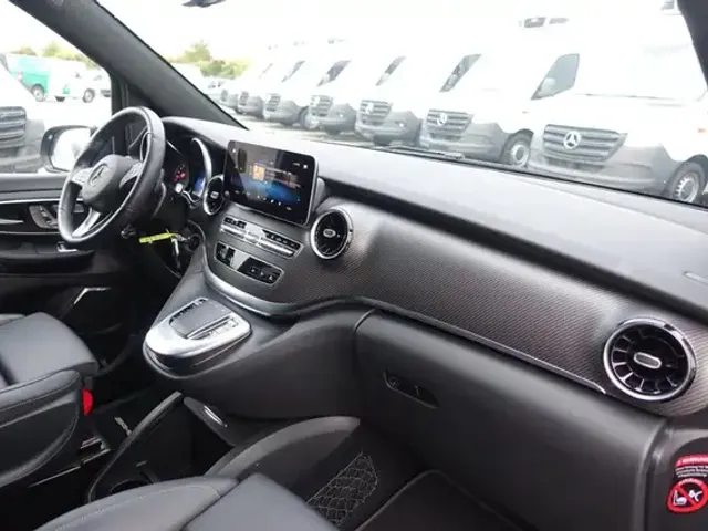 Mercedes-Benz V 300