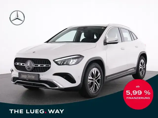 Mercedes-Benz GLA 220