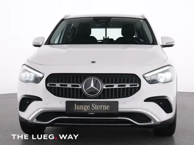 Mercedes-Benz GLA 220