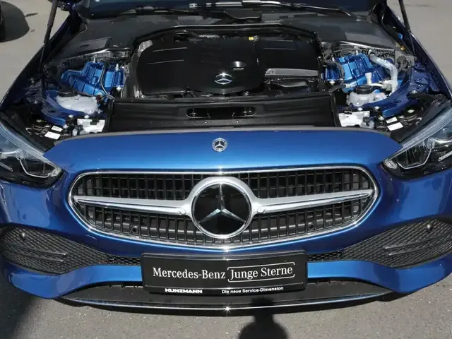Mercedes-Benz C 220