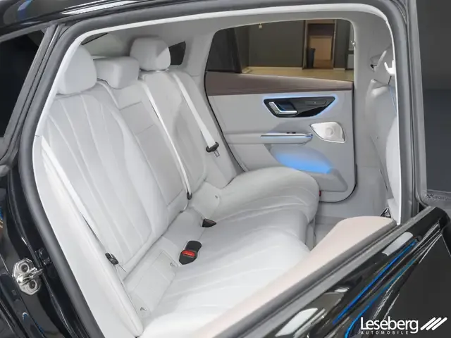 Mercedes-Benz EQE 350
