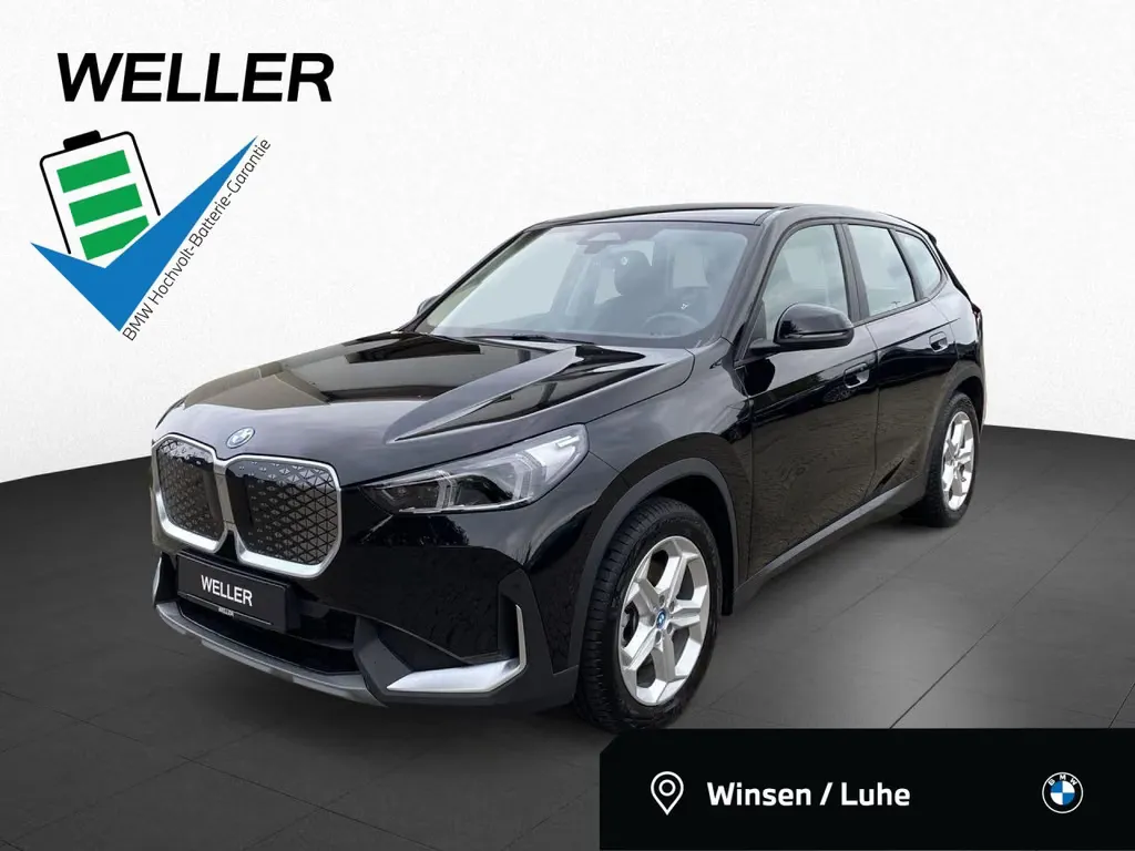 BMW iX1