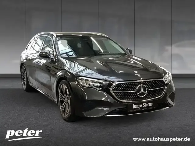 Mercedes-Benz E 220