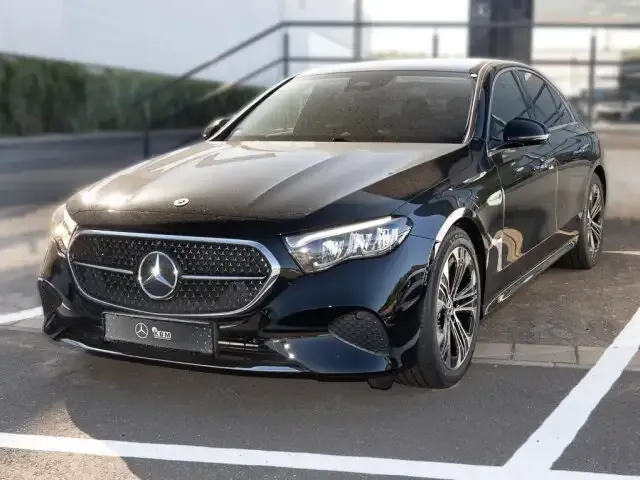 Mercedes-Benz E 200