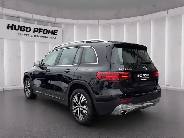 Mercedes-Benz GLB 200
