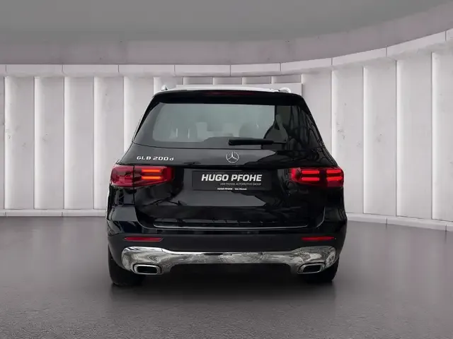 Mercedes-Benz GLB 200