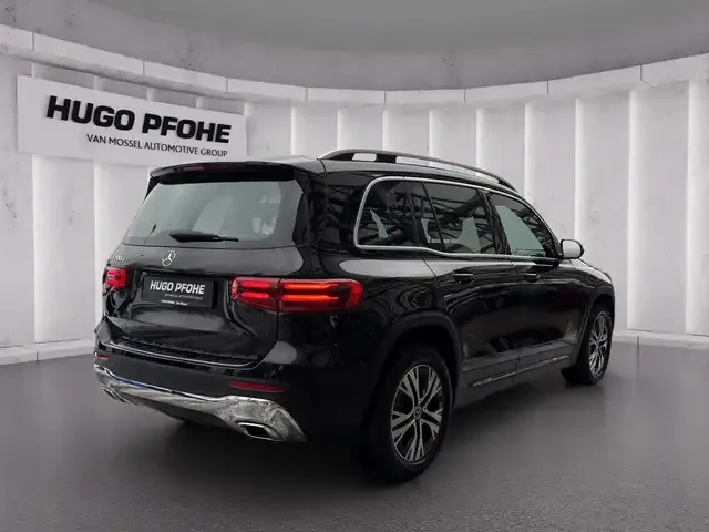 Mercedes-Benz GLB 200