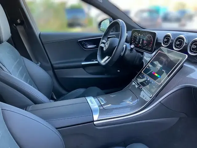 Mercedes-Benz C 220