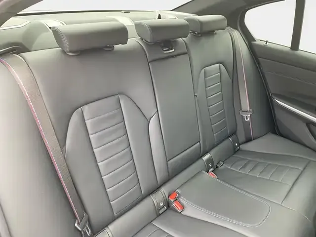 BMW 340
