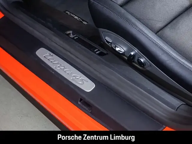 Porsche 991