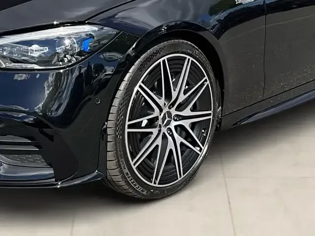 Mercedes-Benz C 43 AMG