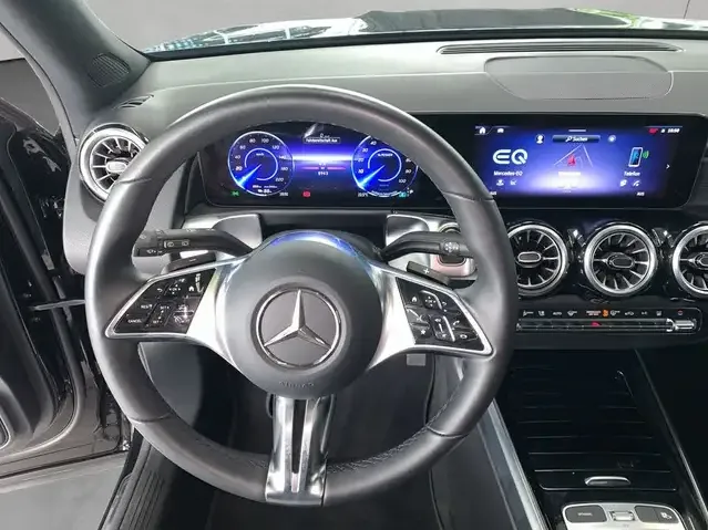 Mercedes-Benz EQB 350