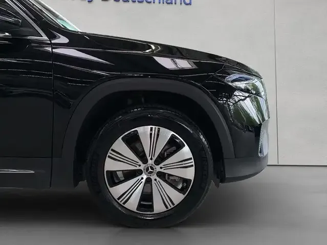 Mercedes-Benz EQB 350