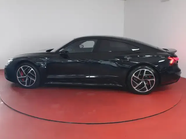 Audi RS e-tron GT