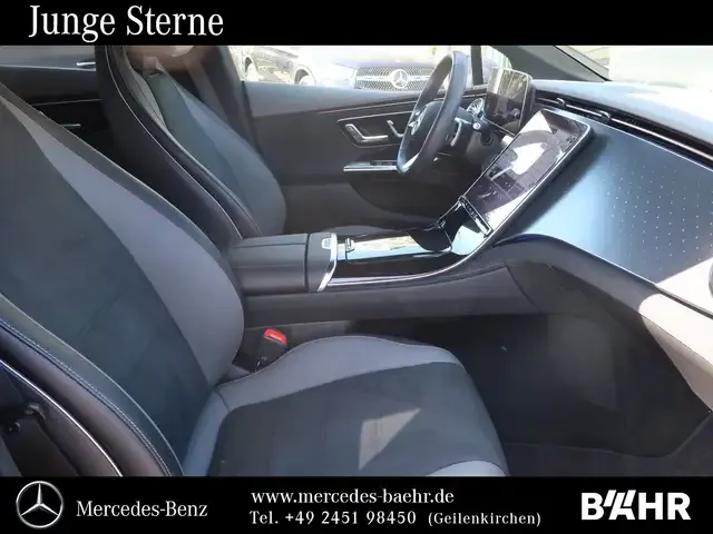 Mercedes-Benz EQE 300