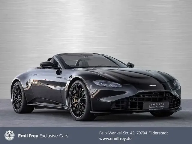 Aston Martin V8