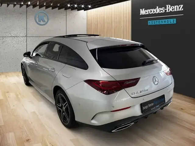 Mercedes-Benz CLA 250