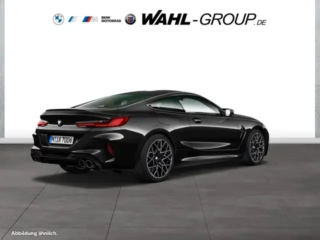BMW M8