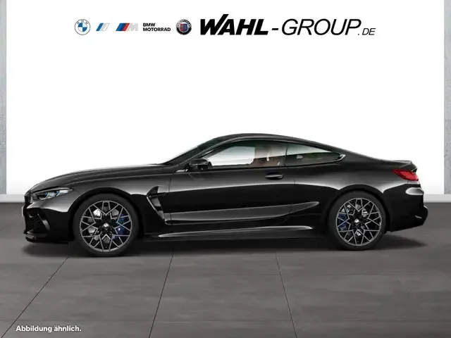 BMW M8