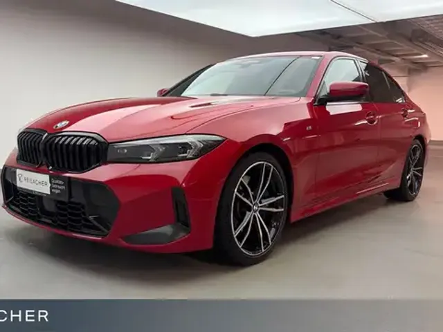 BMW 330
