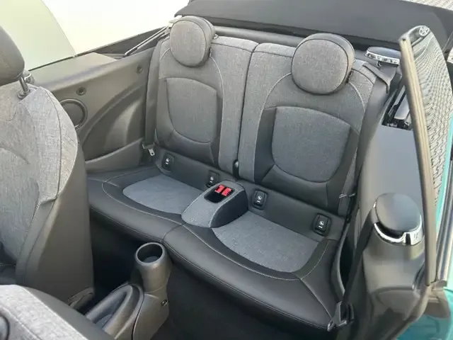MINI One Cabrio