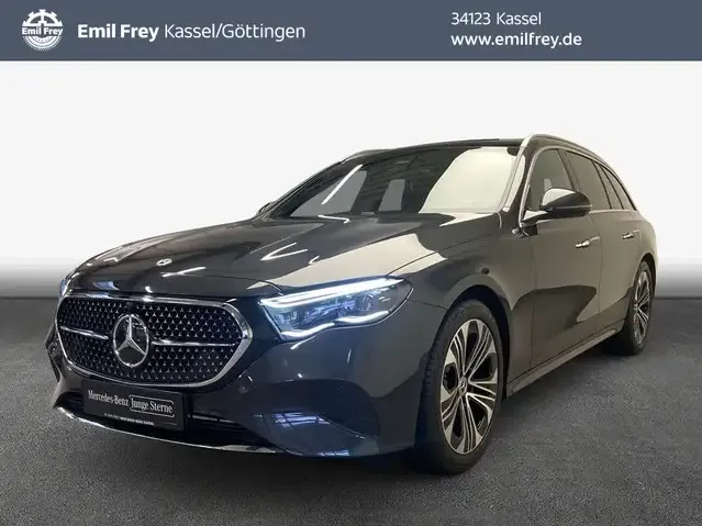 Mercedes-Benz E 200