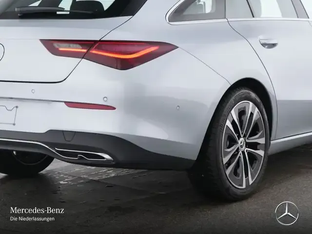 Mercedes-Benz CLA 180