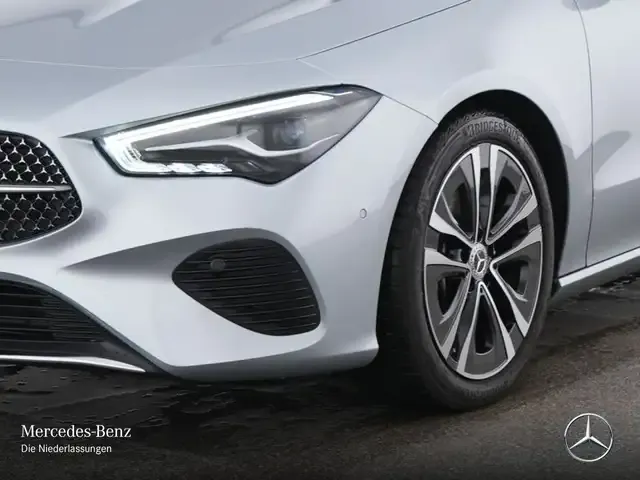 Mercedes-Benz CLA 180